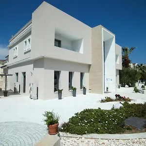 Naias Hotel apartamentowy